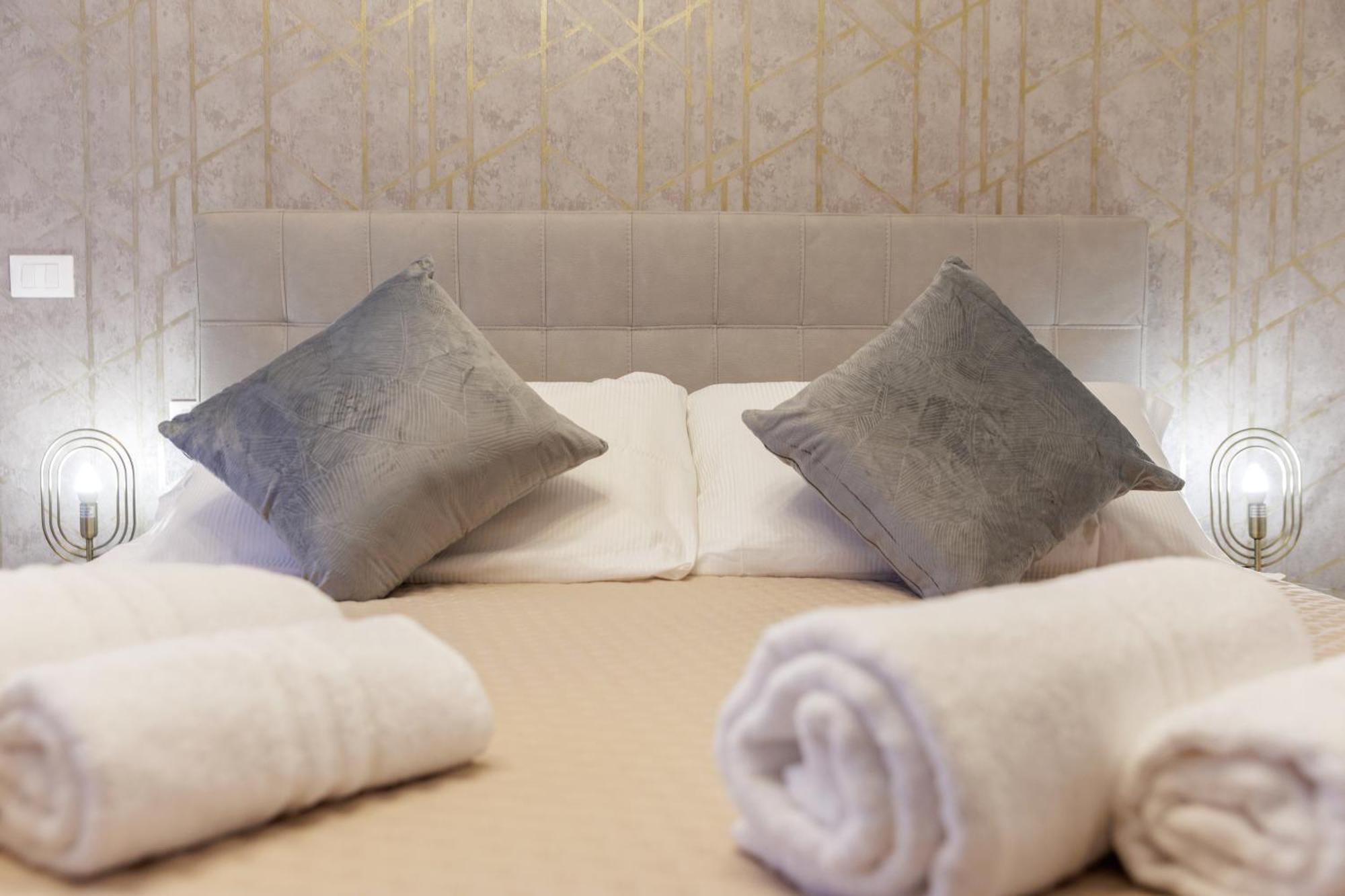 Genoa Lux Apartments With Parking Εξωτερικό φωτογραφία